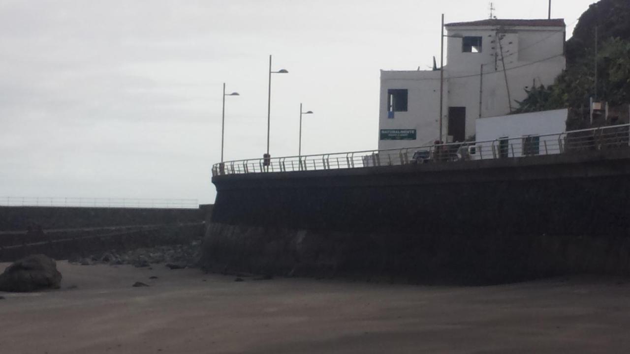 Ocean Front La Maresia Holiday 2 Apartments Taganana Exterior foto